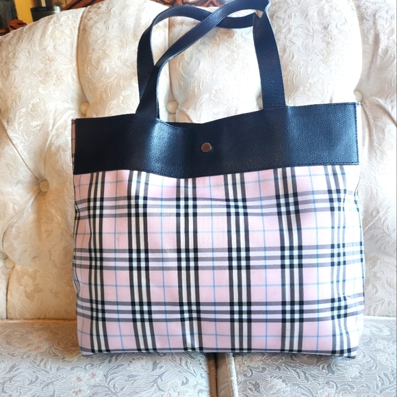 Burberry London Tote Bag - Picture 1 of 8